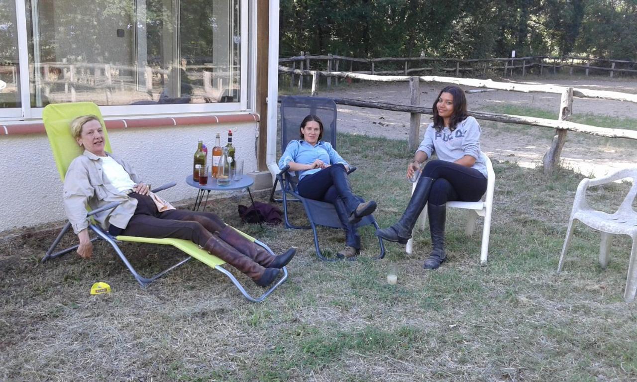 Ferme Equestre Des Abrons Villa Pailloles Luaran gambar